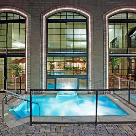 Holiday Inn Midland By Ihg Eksteriør bilde