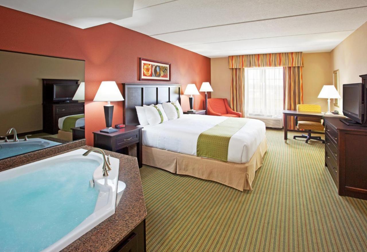Holiday Inn Midland By Ihg Eksteriør bilde