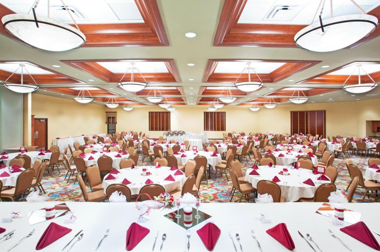 Holiday Inn Midland By Ihg Eksteriør bilde