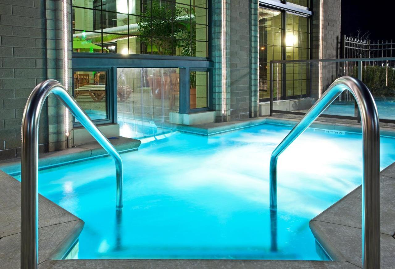 Holiday Inn Midland By Ihg Eksteriør bilde