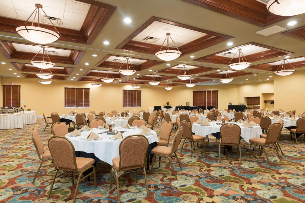 Holiday Inn Midland By Ihg Eksteriør bilde